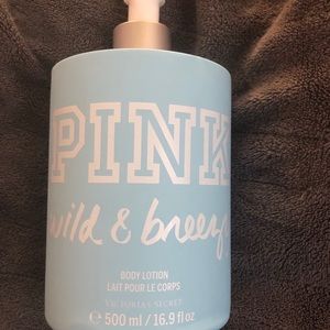 NWT 💙PINK Wild & Breezy💙 Body Lotion